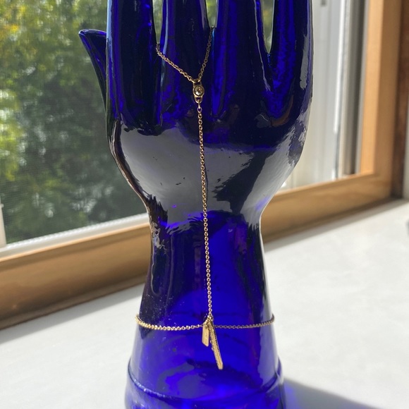 Coach feather hand chain - Picture 2 of 8